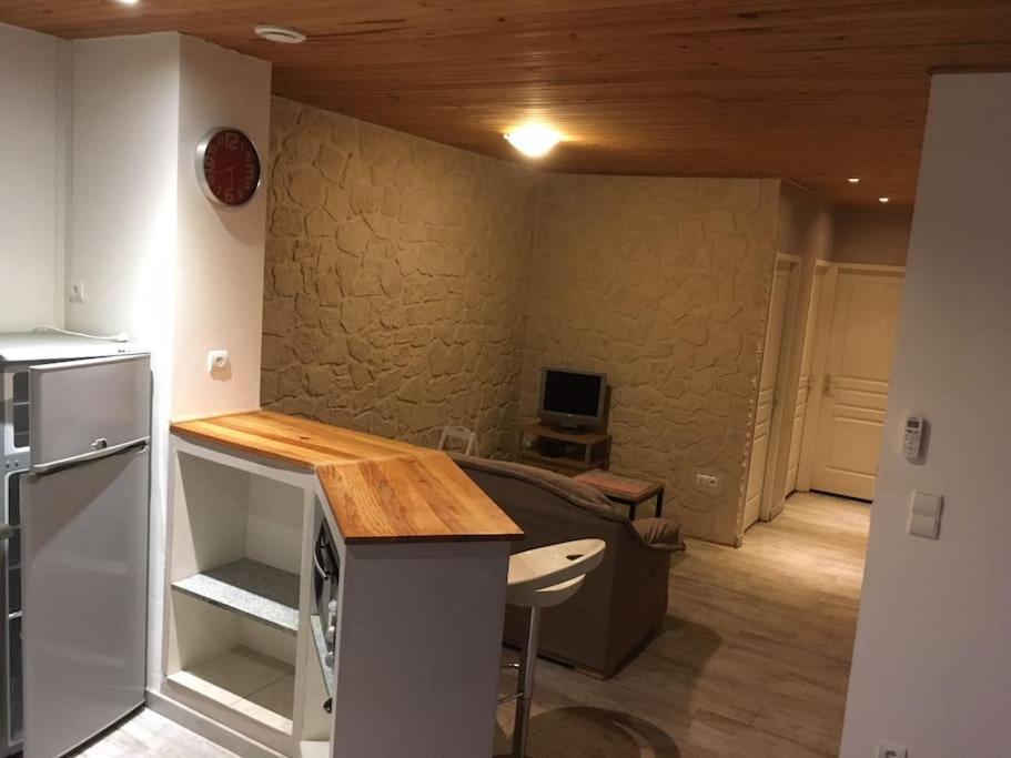 Gite Aux Aspres Logement De 65M² Fontcouverte  Ngoại thất bức ảnh
